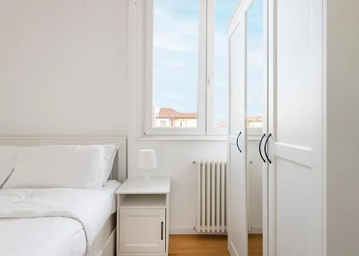 Easylife - - Soperga 44 P5 - * Mediolan